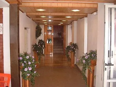 Hotel Villa Nilla-3